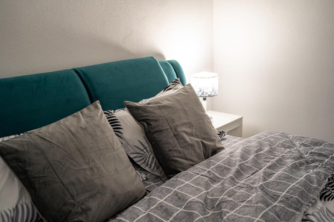 Cozy Apartment In Dumbravita Dumbravita  Ngoại thất bức ảnh