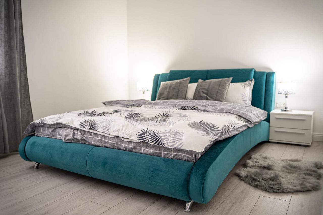 Cozy Apartment In Dumbravita Dumbravita  Ngoại thất bức ảnh